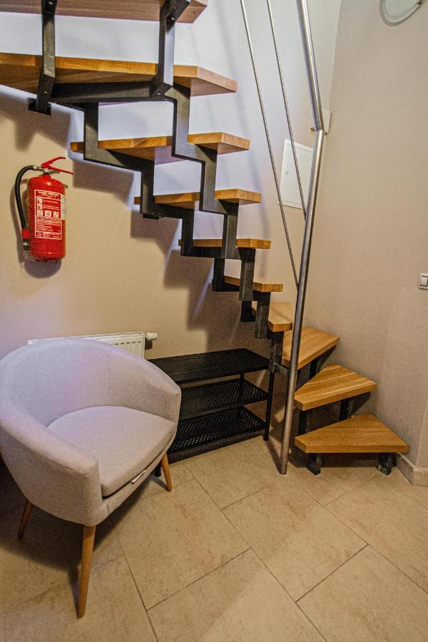 Modern And Spacious In Center Apartmán *